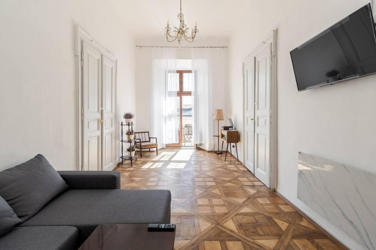 Апартаменти На Площі Ринок 12 Lemberg Exterior foto